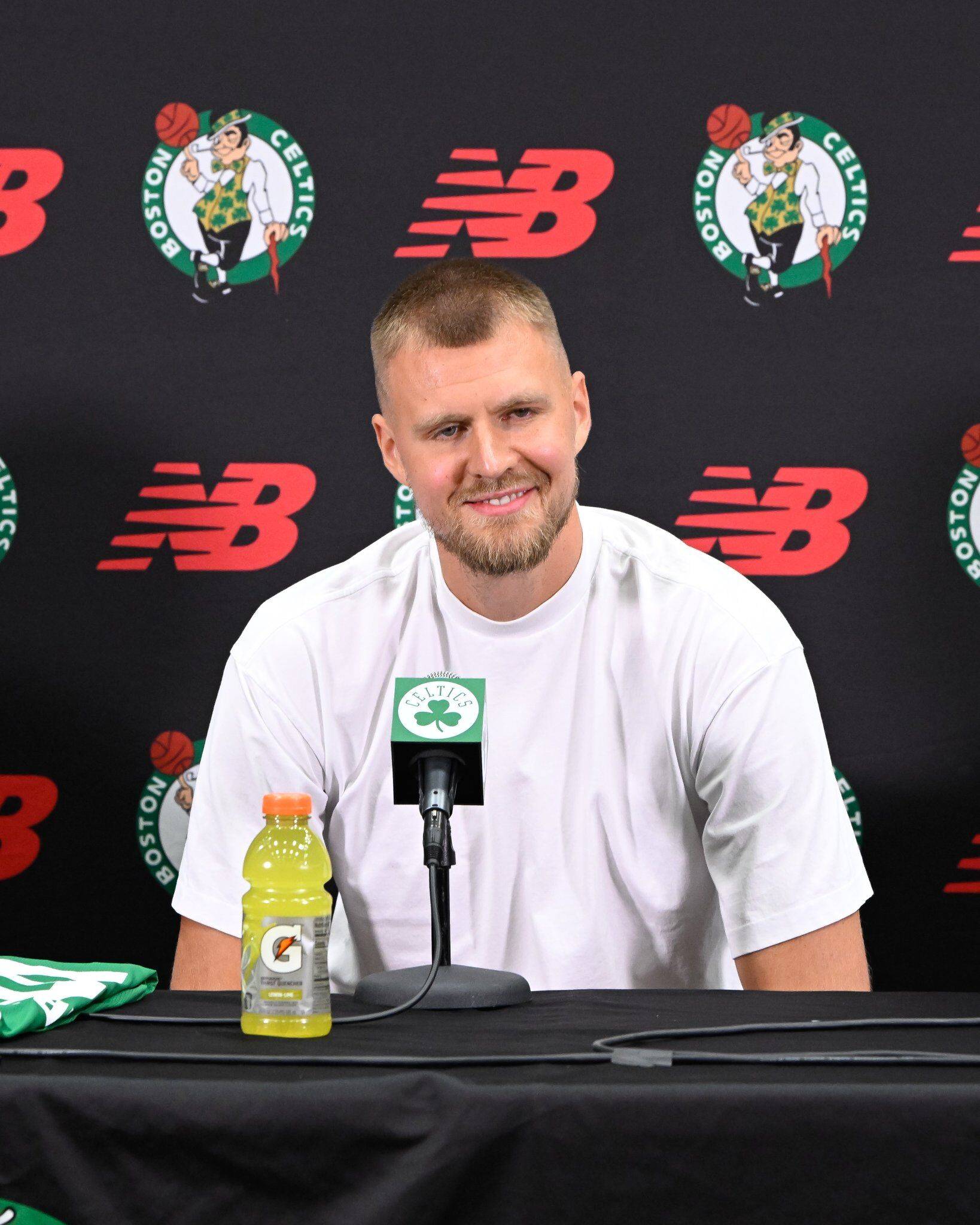 包含波尔多新援表现神勇，或成球队新希望的词条