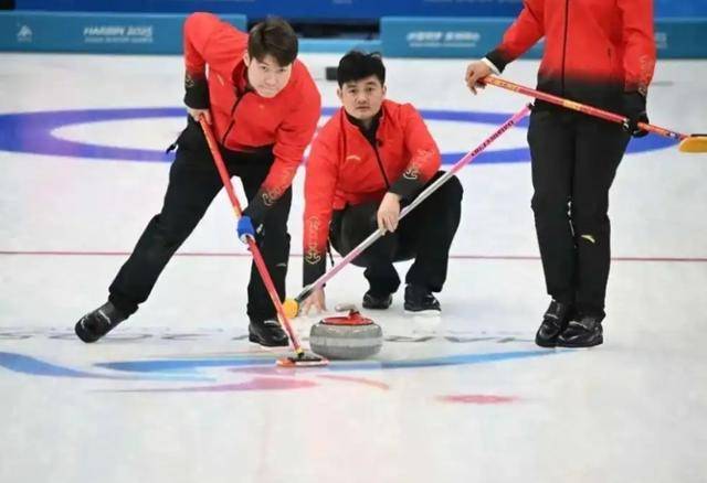 委内瑞拉队在足球比赛中强势登顶