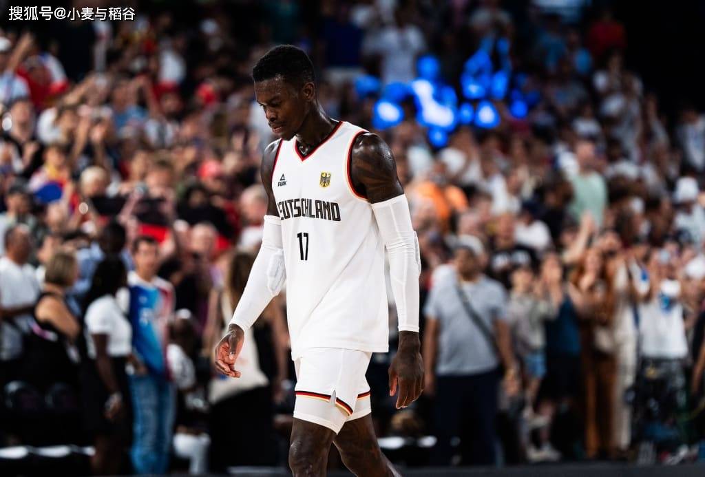 开云官网-篮网队大将受伤，影响球队整体竞技状态