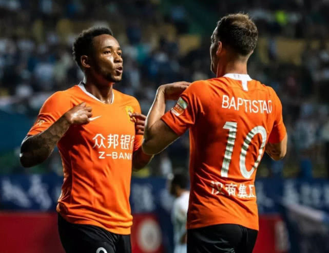 武汉卓尔在最新比赛中取得连胜，排名上升