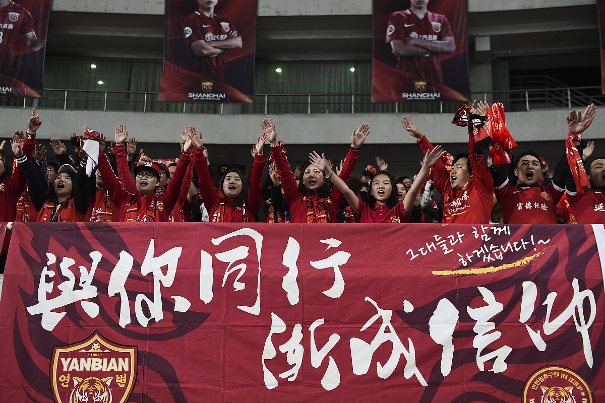 开云体育下载-多场胜利让球队士气高涨，蓄势待发的简单介绍