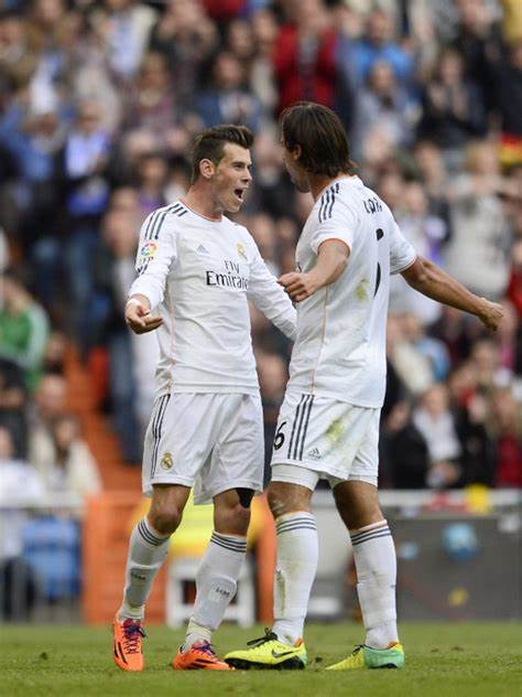 开云体育官网-皇家马德里对手是皇家社会，经典大战