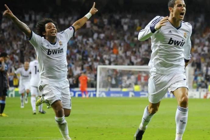 皇家马德里对手是皇家社会，经典大战