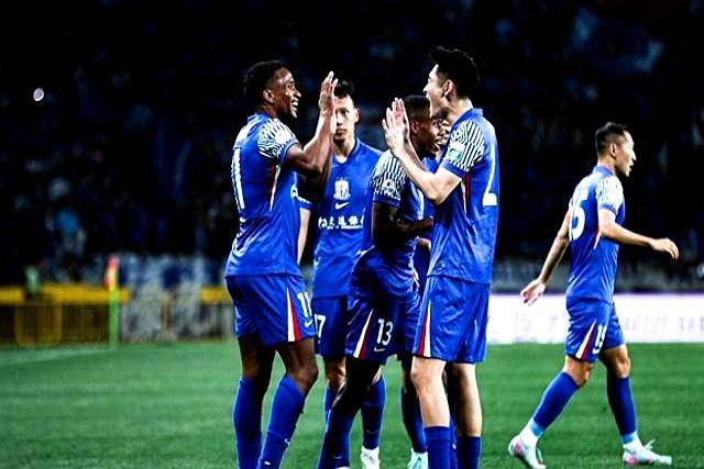 关于上海申花客场战胜对手，重回胜利轨道的信息