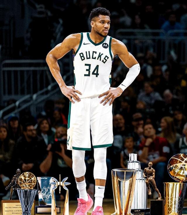 雄鹿再胜骑士，字母哥状态火爆引领球队取胜