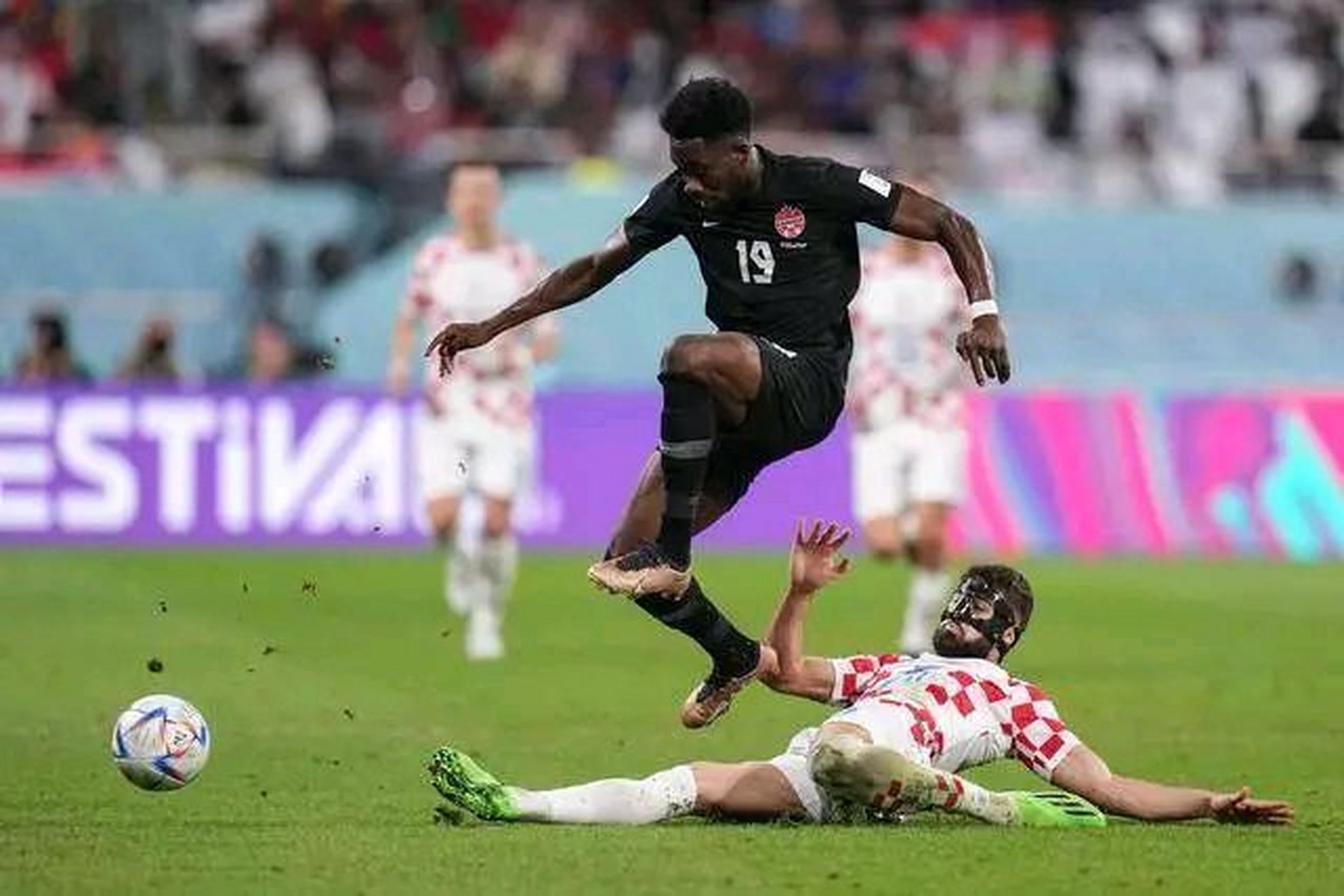 关于-比利时获胜，克罗地亚队遭遇惨败战绩的信息