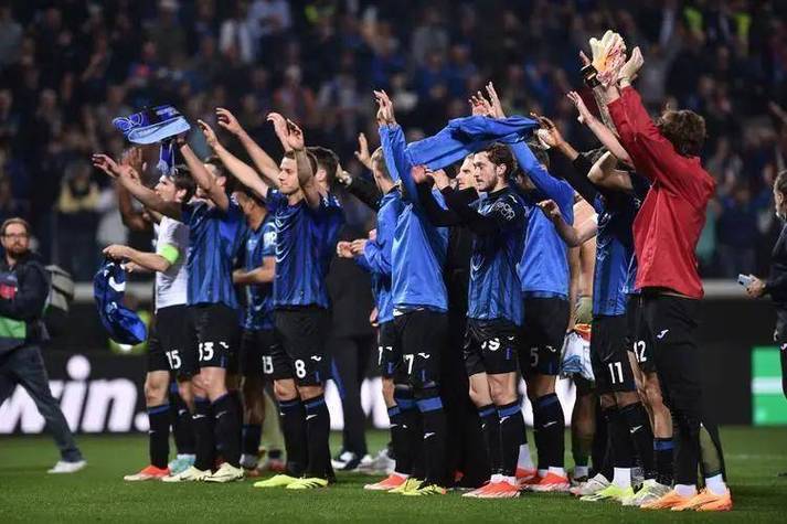 欧洲预选赛焦点战役，球员们势均力敌的简单介绍