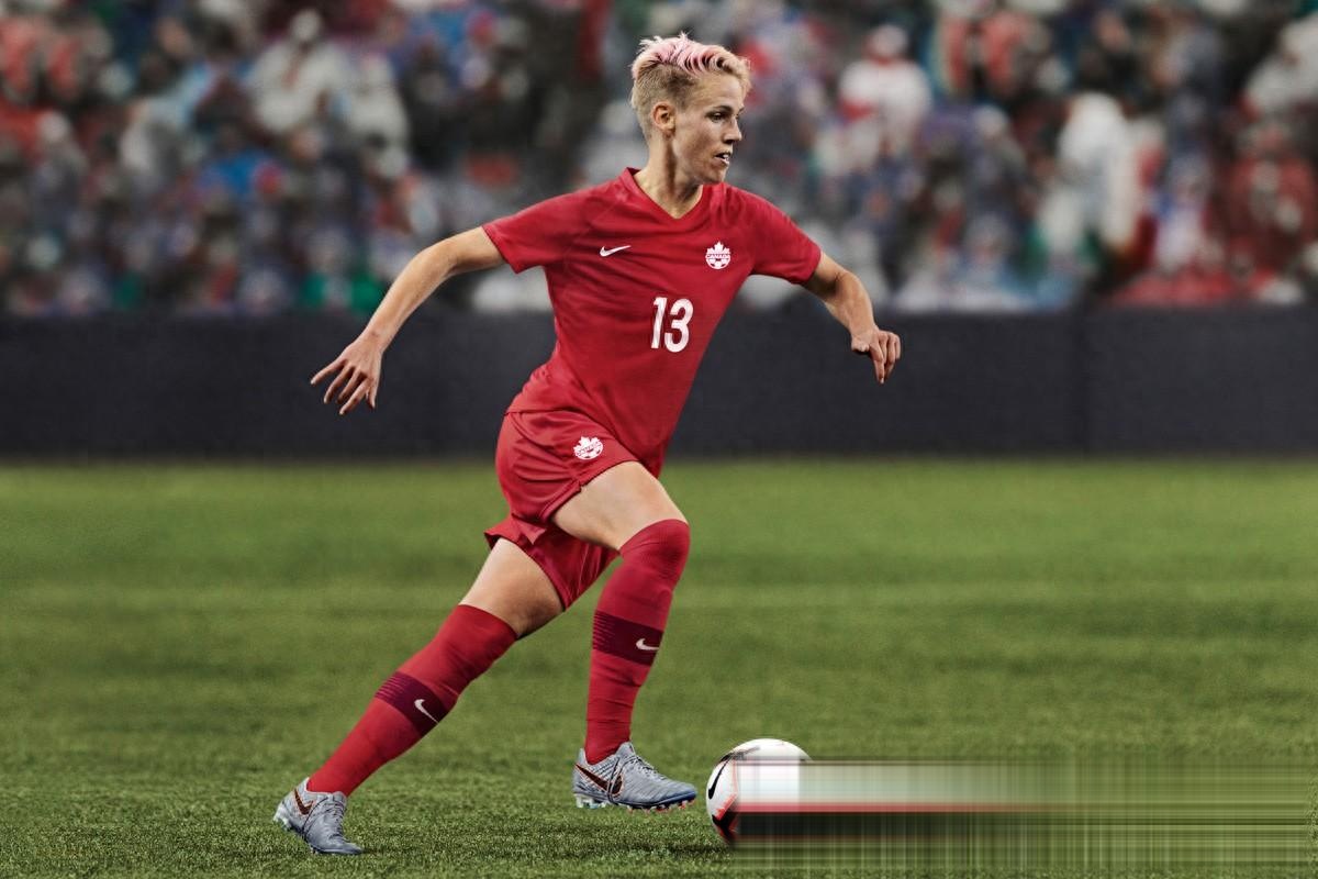 加拿大女足备战奥运会，力争进入四强