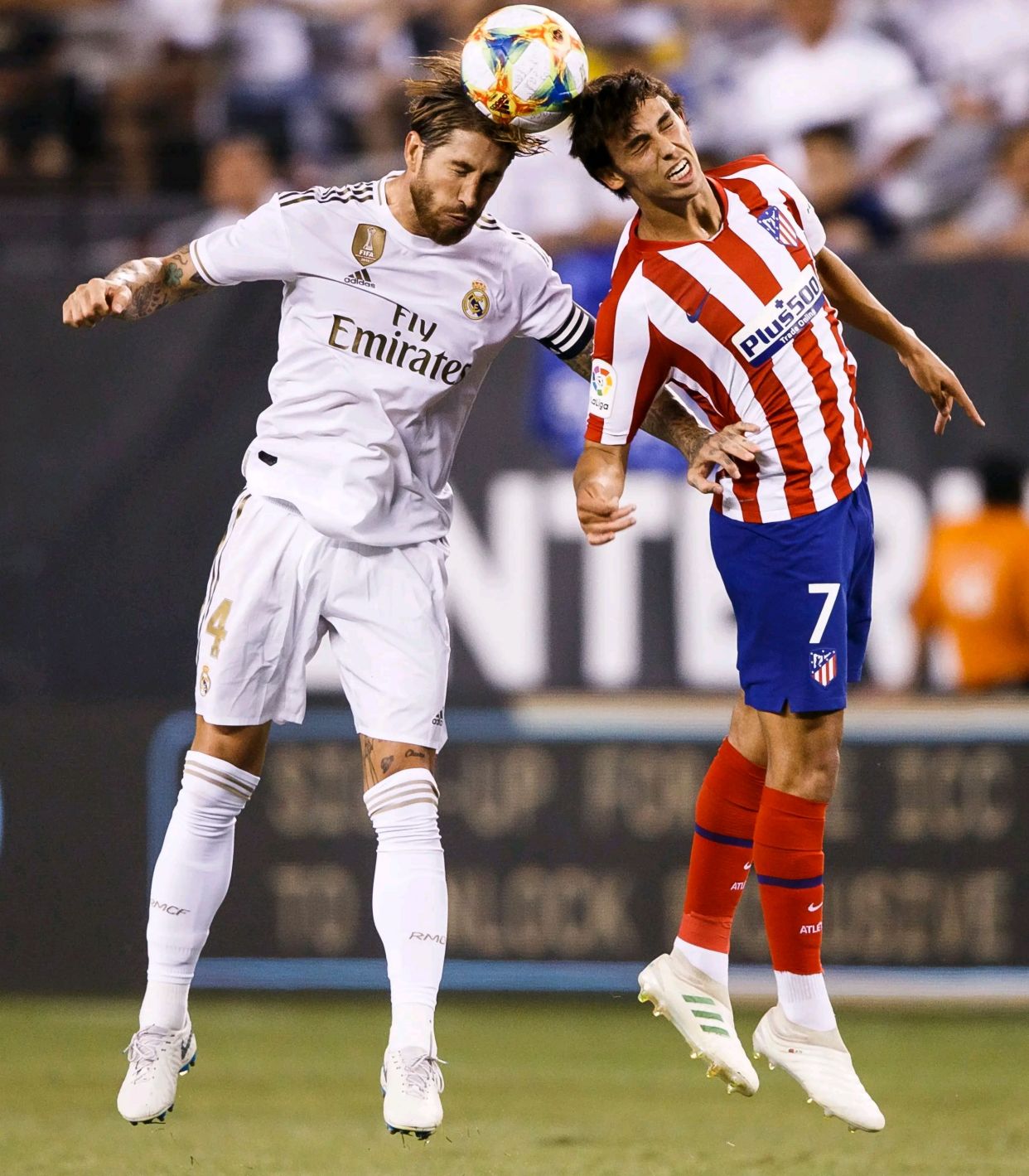 开云官网-皇家马德里不甘示弱，欲夺亚冠冠军