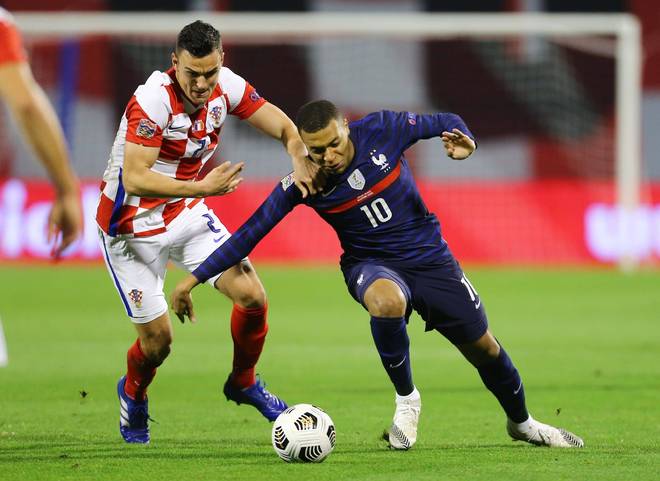 爱尔兰阻击奥地利，捷克斩获三分