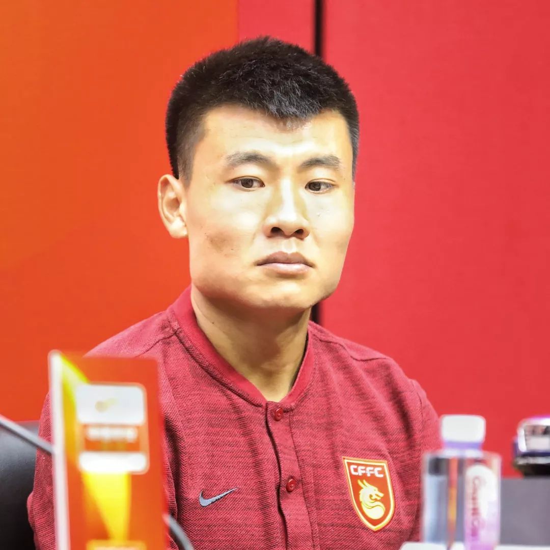 河北华夏幸福力争胜利，全力以赴的简单介绍