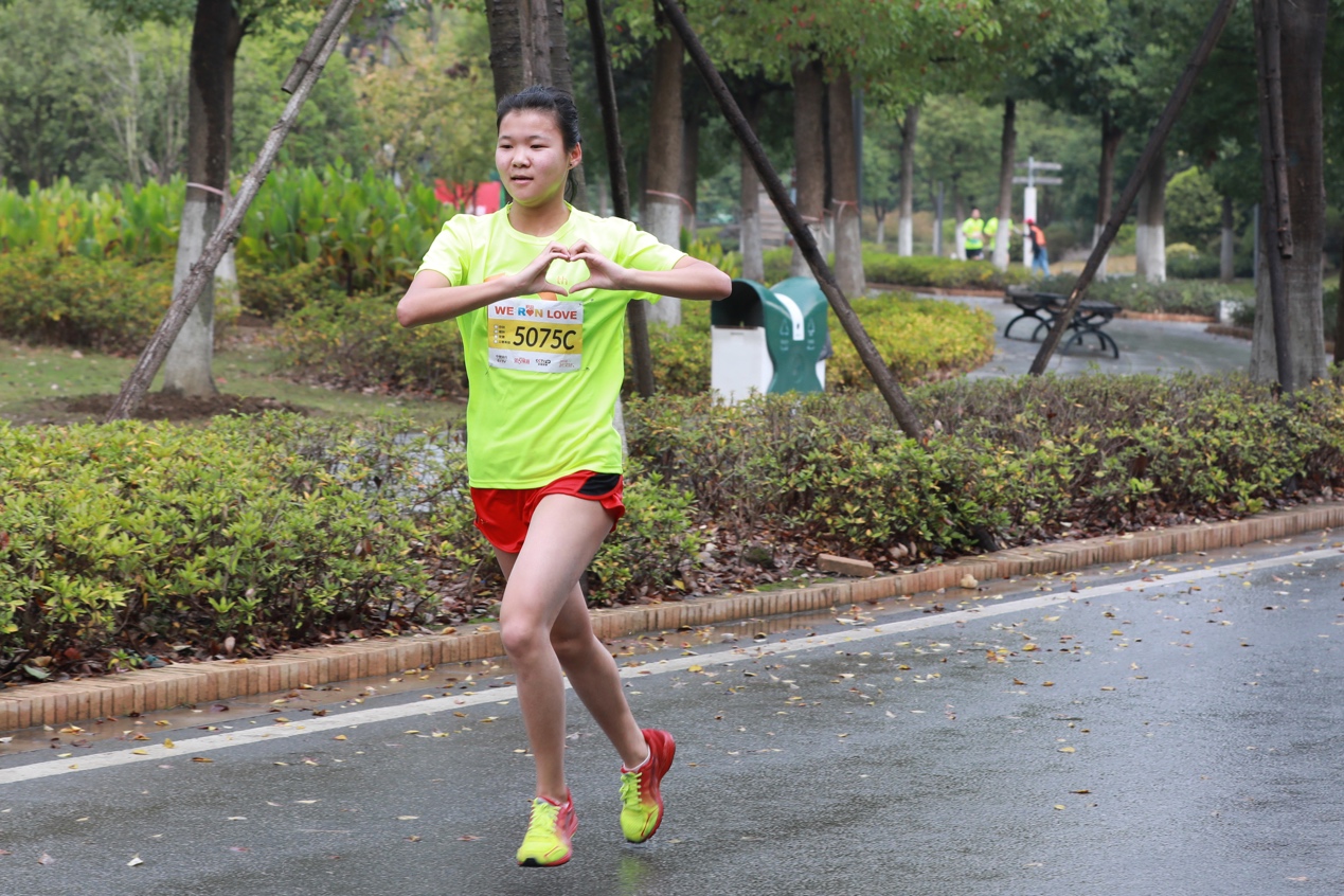 一场胜负在争分夺秒间转折的比赛