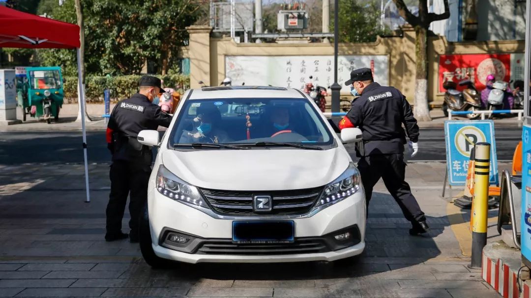 铁卫出战坚守防线，球队一胜走进半决赛的简单介绍