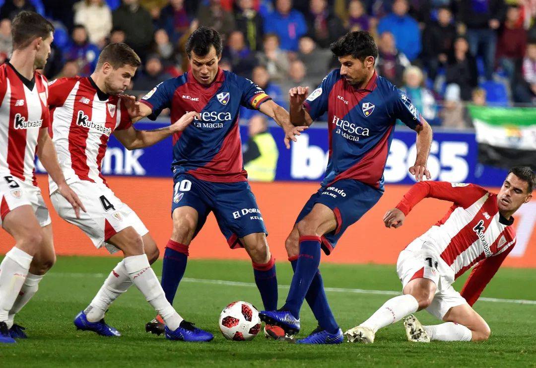 阿拉维斯客场失利，降级危机愈发严重