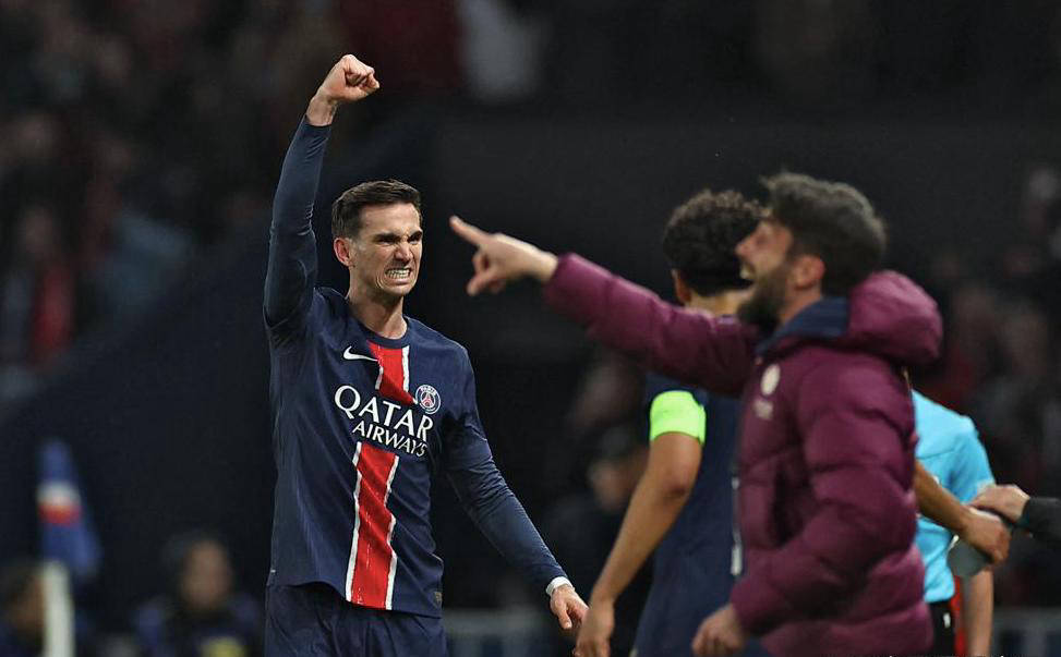 巴黎逆转胜利，挺进欧冠淘汰赛