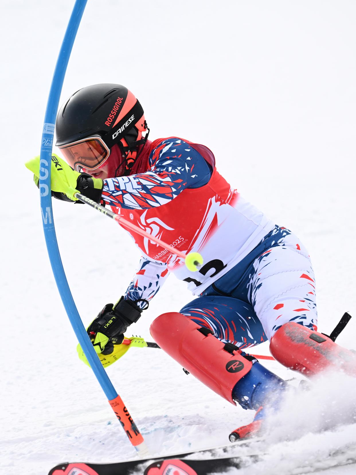 开云体育官方网站-法国高山滑雪代表队水中舞者，技艺淋漓尽致展现风采