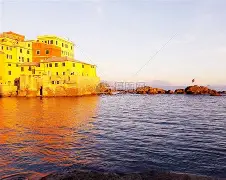 热那亚客场抢分，保级艰难路途渐见曙光