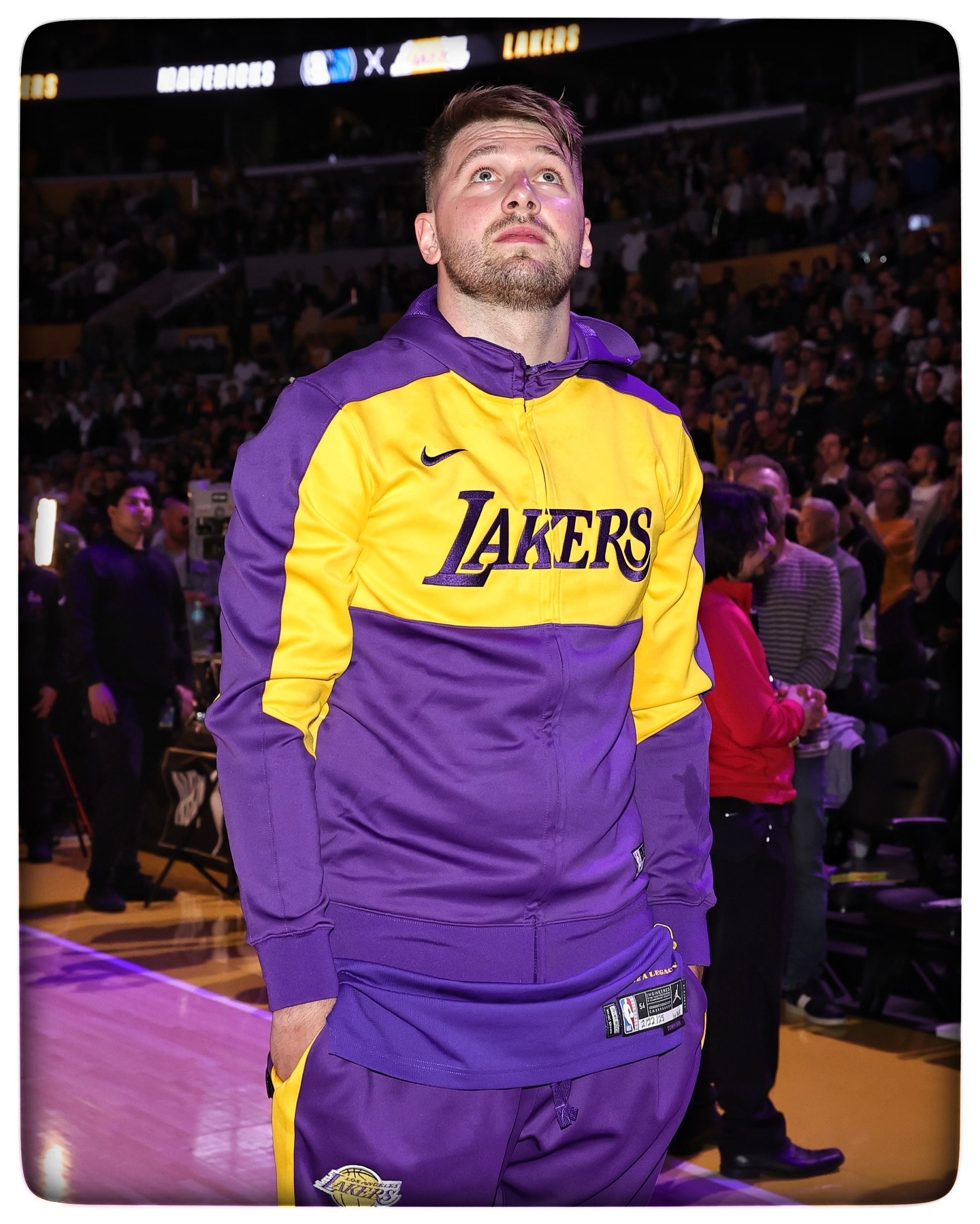 包含独行侠队迎战强敌，西施特斯表现抢眼的词条