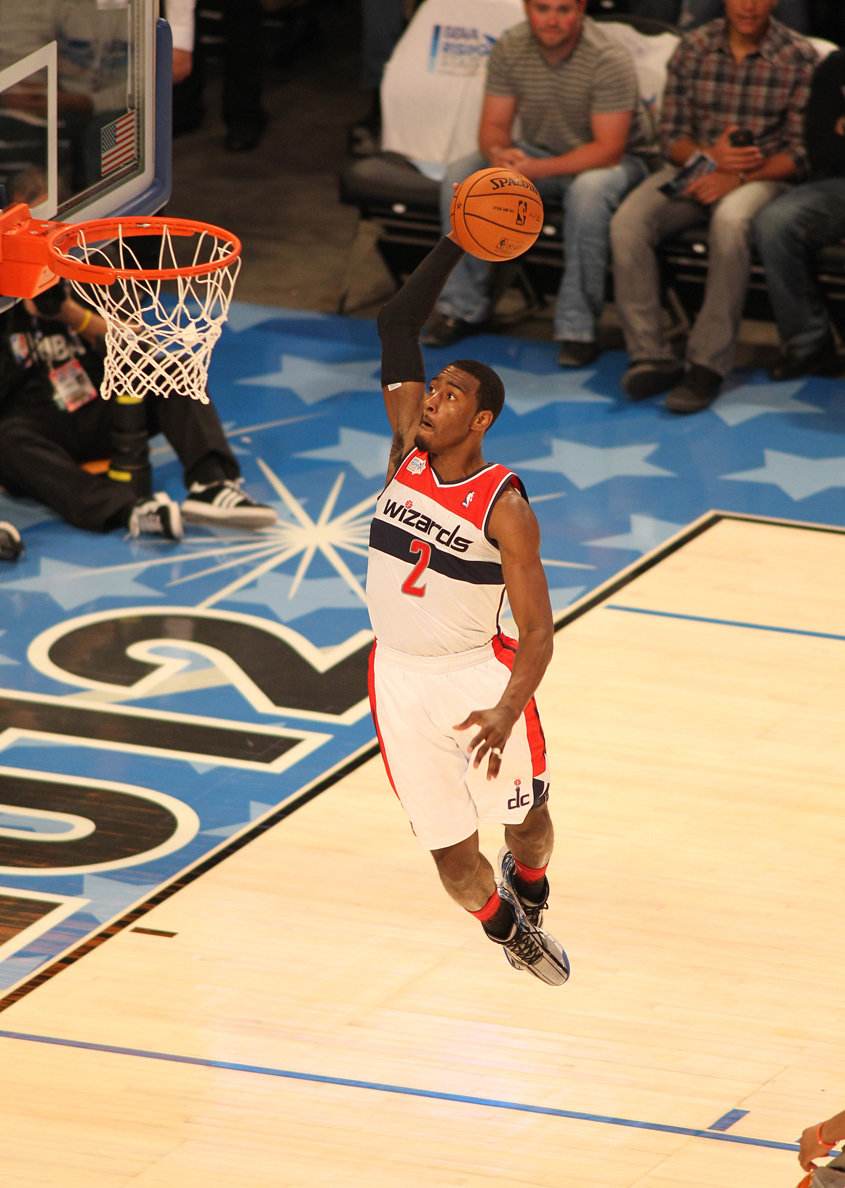 关于火箭击败骑士，沃尔表现出色的信息