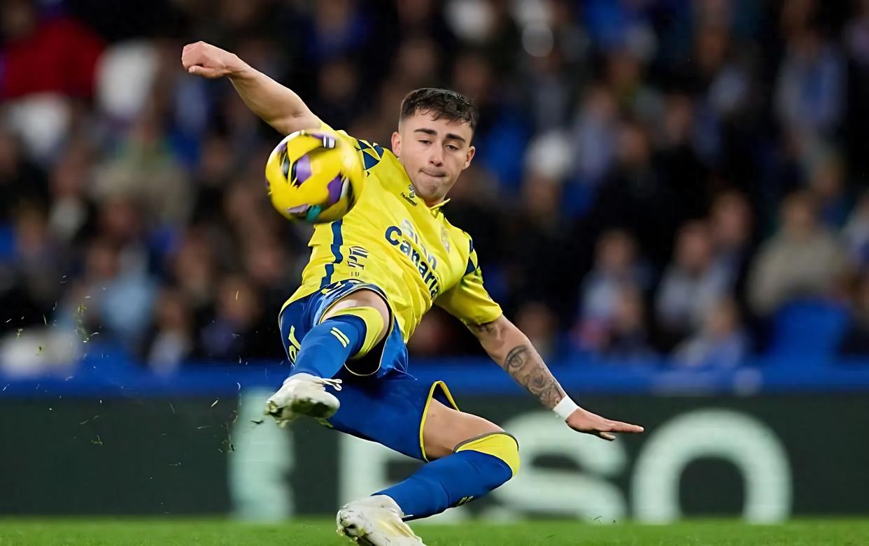 比利亚雷亚尔遭遇四连败，降级危机浮现的简单介绍