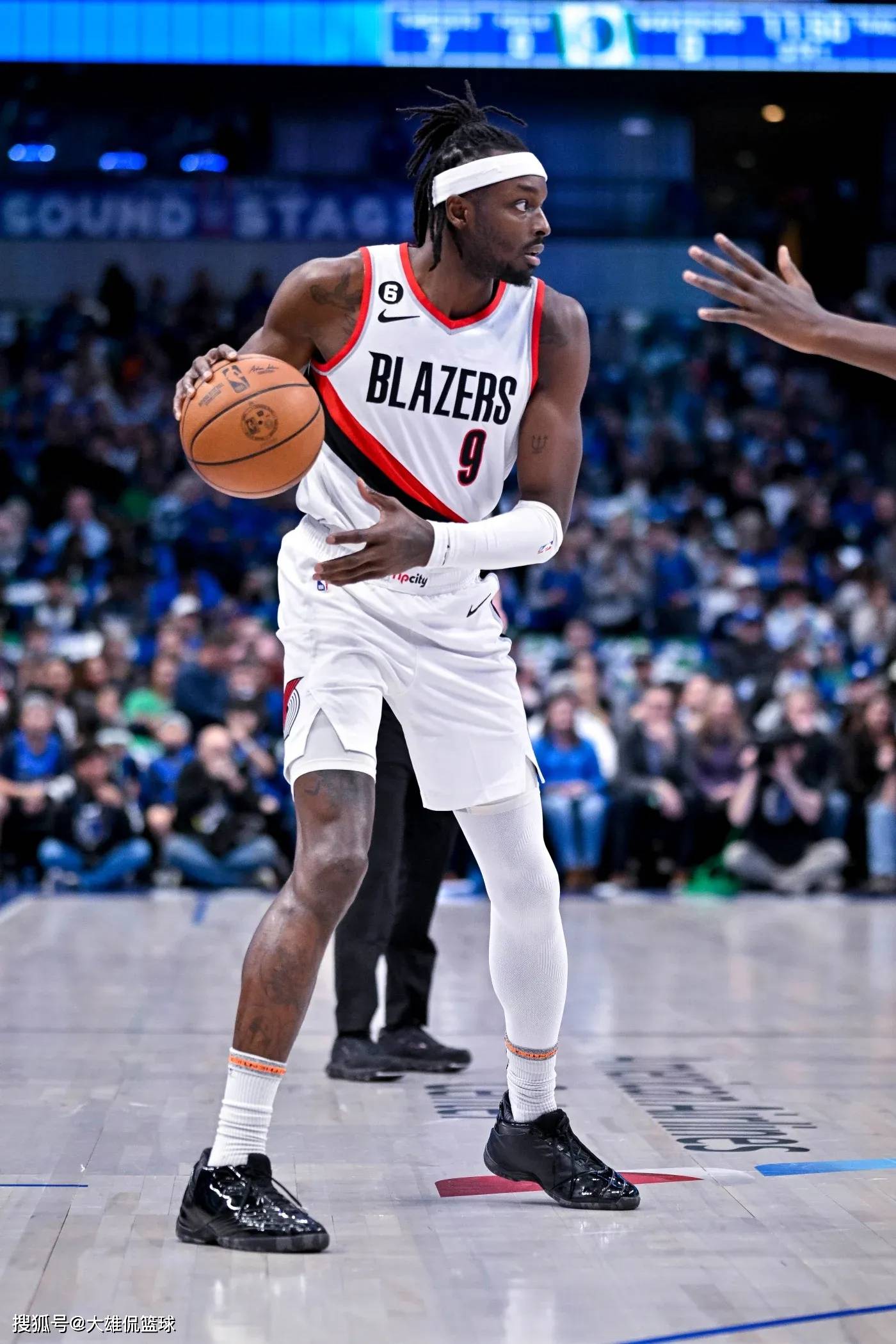 老鹰队年轻球员崭露头角，迎接新的挑战