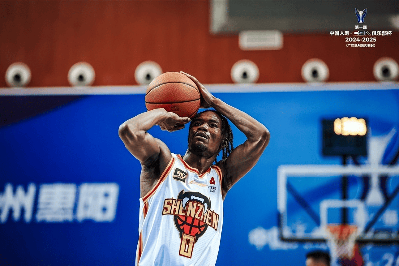 惊艳登场！CBA联赛新星崭露头角